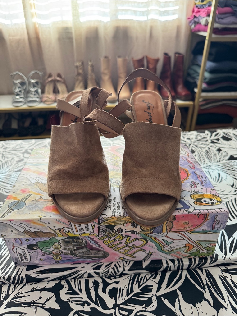 Free People soft suede made in Spain anklet platforms